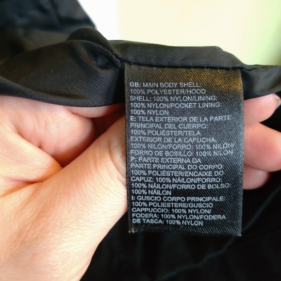 North Face women's raincoat with hideaway hood - Picture 7 of 9